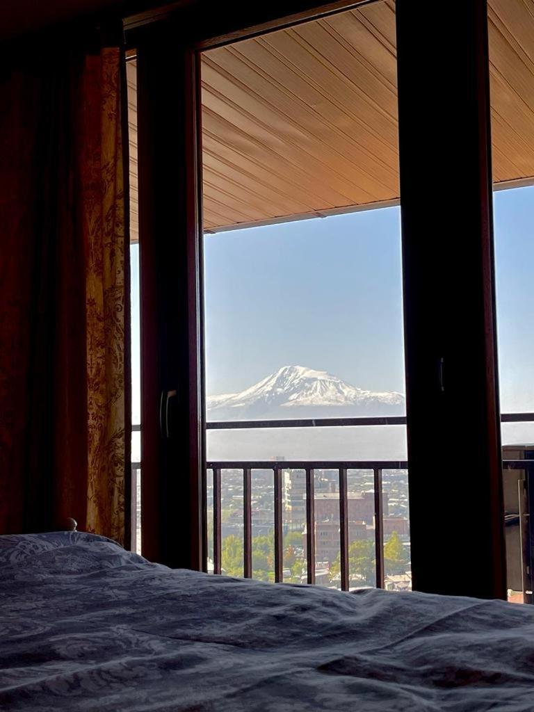 Роскошная Двухуровневая Квартира Luxurious Duplex Apartment Erevan Esterno foto